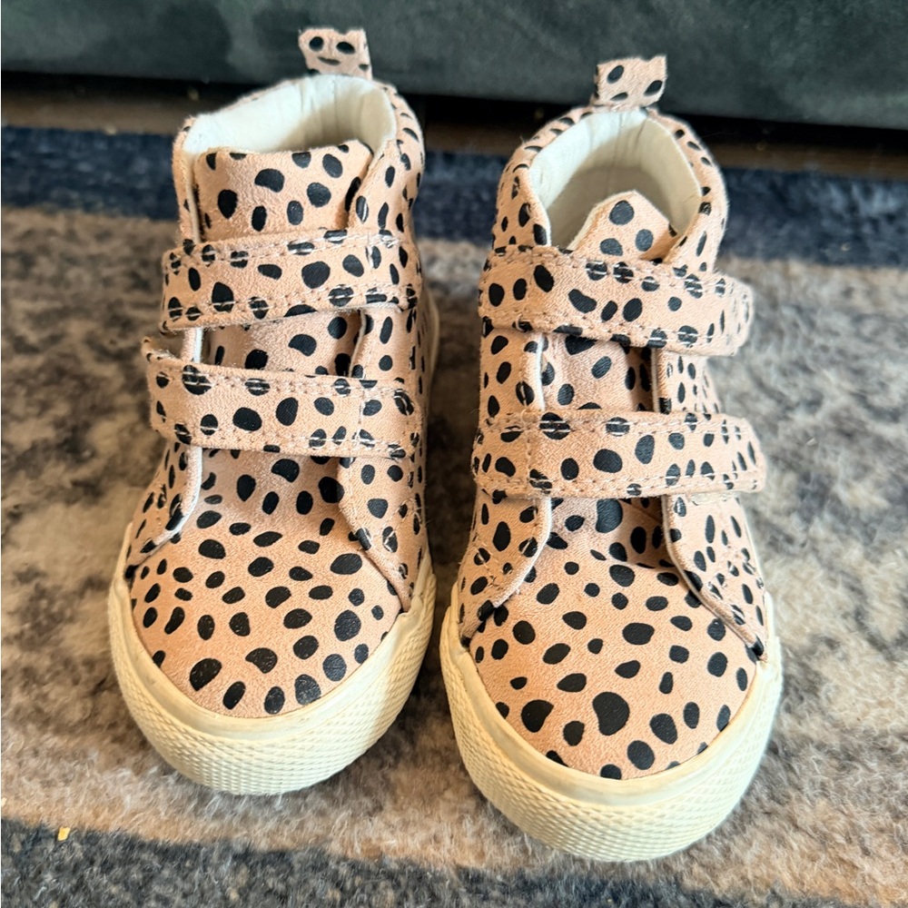 Cat&Jack Pink Cheetah Print Velcro Sneakers
